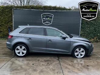 Coche siniestrado Audi A3 A3 Sportback (8VA/8VF), Hatchback 5-drs, 2012 / 2020 1.4 TFSI 16V 2015/3