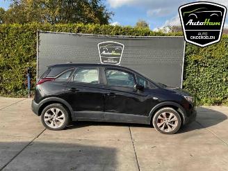 Vrakbiler auto Opel Crossland Crossland (X), SUV, 2017 1.2 Turbo 12V 2019/0