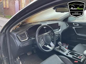 Kia Cee d Ceed Sportswagon (CDF), Combi 5-drs, 2018 1.6 GDI 16V PHEV picture 10