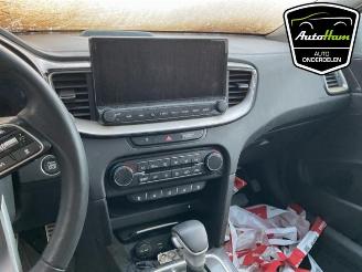 Kia Cee d Ceed Sportswagon (CDF), Combi 5-drs, 2018 1.6 GDI 16V PHEV picture 14