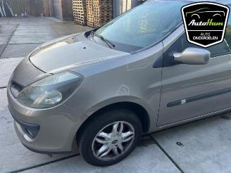 Renault Clio Clio III Estate/Grandtour (KR), Combi, 2007 / 2014 1.2 16V TCE 100 picture 9