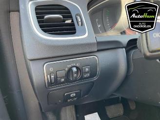 Volvo V-60 V60 I (FW/GW), Combi, 2010 / 2018 2.0 D4 16V picture 12