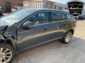 Volvo V-60 V60 I (FW/GW), Combi, 2010 / 2018 2.0 D4 16V picture 5