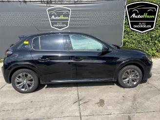 Uttjänta bilar auto Peugeot 208 208 II (UB/UH/UP), Hatchback 5-drs, 2019 e-208 50 kWh 2022/9