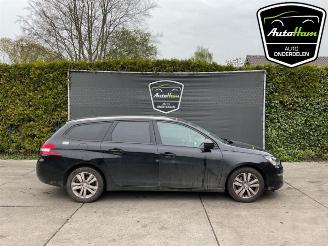 Peugeot 308 308 SW (L4/L9/LC/LJ/LR), Combi 5-drs, 2014 / 2021 1.2 12V e-THP PureTech 110 picture 1