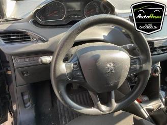 Peugeot 208 208 I (CA/CC/CK/CL), Hatchback, 2012 / 2019 1.2 Vti 12V PureTech 82 picture 10