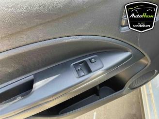 Mitsubishi Space-star Space Star (A0), Hatchback, 2012 1.0 12V picture 16