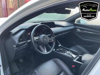 Mazda 3 3 Sport (BP), Hatchback, 2018 2.0 SkyActiv-X M Hybrid 16V picture 10