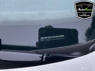 Volkswagen Up! Up! (121), Hatchback, 2011 1.0 12V 60 picture 12