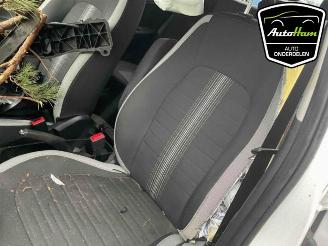 Hyundai I-10 i10, Hatchback, 2019 1.0 12V picture 19