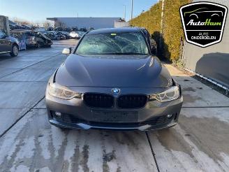 BMW 3-serie 3 serie Touring (F31), Combi, 2012 / 2019 320i xDrive 2.0 16V picture 3