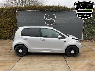 Uttjänta bilar auto Volkswagen Up! Up! (121), Hatchback, 2011 1.0 12V 60 2013/1