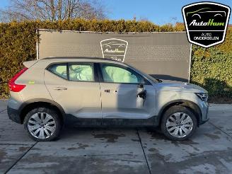Vrakbiler auto Volvo EX40 EX40 (XZ), SUV, 2024 Single Motor 70 kWh 2024/11