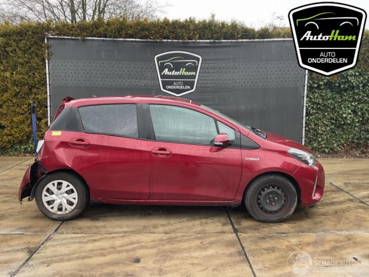 Toyota Yaris Yaris III (P13), Hatchback, 2010 / 2020 1.5 16V Hybrid