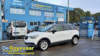 Vrakbiler auto Opel Crossland Crossland (X), SUV, 2017 1.2 Turbo 12V Euro 6 2021/9