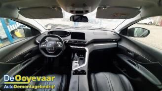 Peugeot 3008 3008 II (M4/MC/MJ/MR), MPV, 2016 1.2 12V e-THP PureTech 130 picture 2