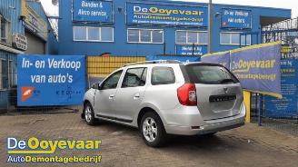 Vrakbiler auto Dacia Logan Logan MCV II/Sandero Wagon (7S), Combi, 2013 0.9 TCE 12V 2015/10