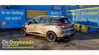 Vrakbiler auto Renault Clio Clio IV Estate/Grandtour (7R), Combi 5-drs, 2012 / 2021 0.9 Energy TCE 12V 2014/6
