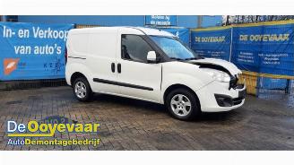 Vrakbiler auto Opel Combo Combo, Van, 2012 / 2018 1.3 CDTI 16V 2018/3