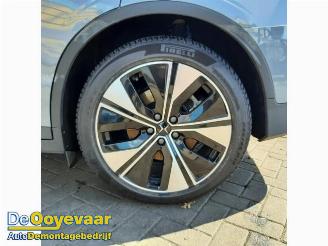 Polestar 2 Polestar 2, Liftback, 2019 69kWh EV Single Standard Range picture 3