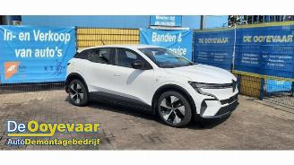 Uttjänta bilar auto Renault Mégane E-Tech Megane E-Tech (RCB), SUV, 2021 40 kWh 2023/12