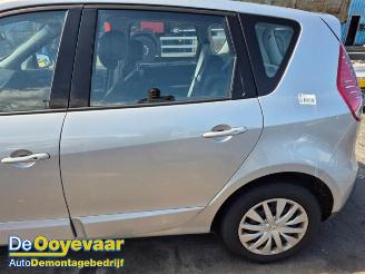 Renault Scenic Scenic III (JZ), MPV, 2009 / 2016 2.0 16V CVT picture 7