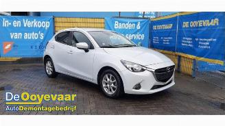 Vrakbiler auto Mazda 2 2 (DJ/DL), Hatchback, 2014 1.5 SkyActiv-G 90 2019/4