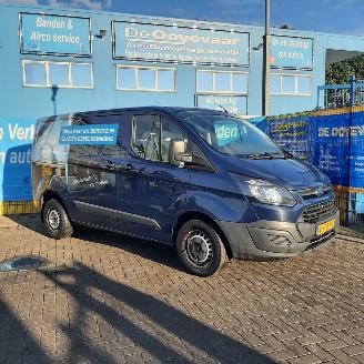 damaged passenger cars Ford Transit Ford Transit Custom 270 2.0 TDCI L1H1 Economy Edition 2017/8