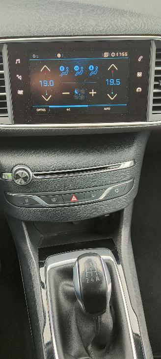 Peugeot 308 Peugeot 308 SW Active navi top gepflegt picture 11