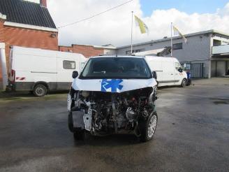 Peugeot Expert AMBULANCE picture 2