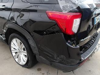 Ford Explorer PLATIUM picture 19