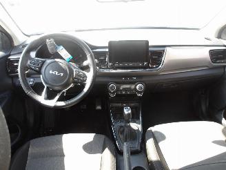 Kia Stonic  picture 3