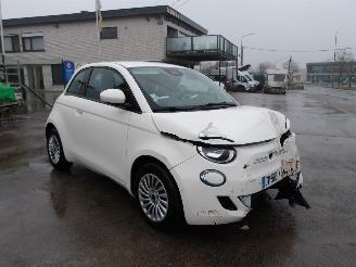 uszkodzony samochody osobowe Fiat 500E  2024/3