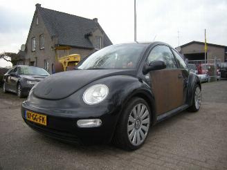 skadebil auto Volkswagen New-beetle 1.9 TDI 90 (9C1) ratlook uitvoering, airco enz 2000/7