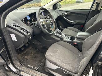 Ford Focus 1.0 EcoBoost Titanium picture 6