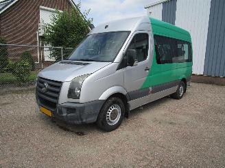 skadebil auto Volkswagen Crafter 2.5 TDI Automaat met rolstoellift 2010/5