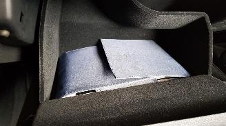 Peugeot 3008 1.6 16V HYBRID 225 MPV  BENZ 1.598CC 165KW 224pk picture 11