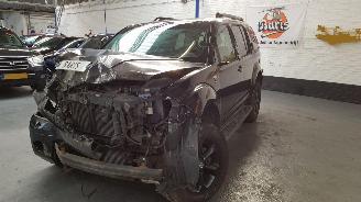 damaged passenger cars Nissan Path-finder 4.0 V6 24V 4x4 SUV  BENZ / LPG 3.954CC 198 KW 269PK 2006/3