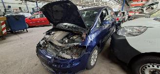 Vrakbiler auto Volkswagen Golf plus 1.6 FSI Comfortline 2006/10