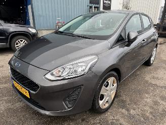 krockskadad bil auto Ford Fiesta 1.1 TREND  5DRS AIRCO BJ 2018 2018/7
