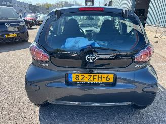 Toyota Aygo 1.0 VVT-i  AUTOMAAT Aspiration picture 4