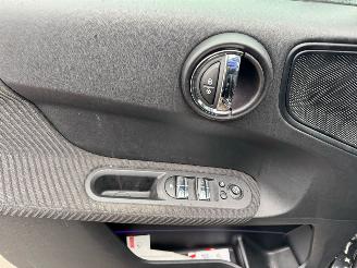 Mini Mini Countryman 1.5 Cooper Pepper Automaat picture 17