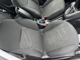 Peugeot 208 1.2 PureTech Signature BJ 2019 picture 11