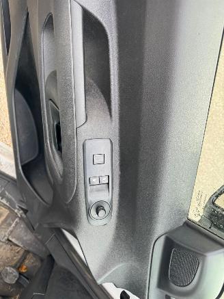 Peugeot Partner 1.5 BlueHDI Premium picture 15