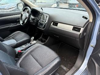 Mitsubishi Outlander 2.0 PHEV Business Edition AUTOMAAT picture 14