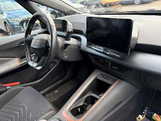 Cupra Born Essential AUTOMAAT  62 kWh BJ 2022 138.186 KM picture 15