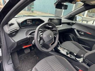 Peugeot e-2008 EV Active 50 kWh bj 2023 picture 10