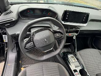 Peugeot e-2008 EV Active 50 kWh bj 2023 picture 11