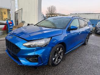 Schadeauto Ford Focus Wagon 1.0 EcoBoost ST Line Business 2019/2