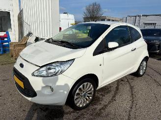 skadebil auto Ford Ka 1.2 Titanium X 2010/9